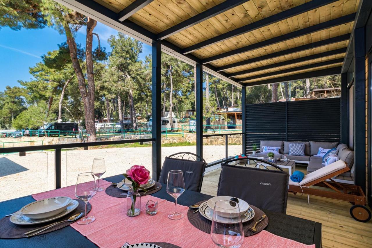 Hemy Casa - Lux Mobile Homes 罗维尼 外观 照片