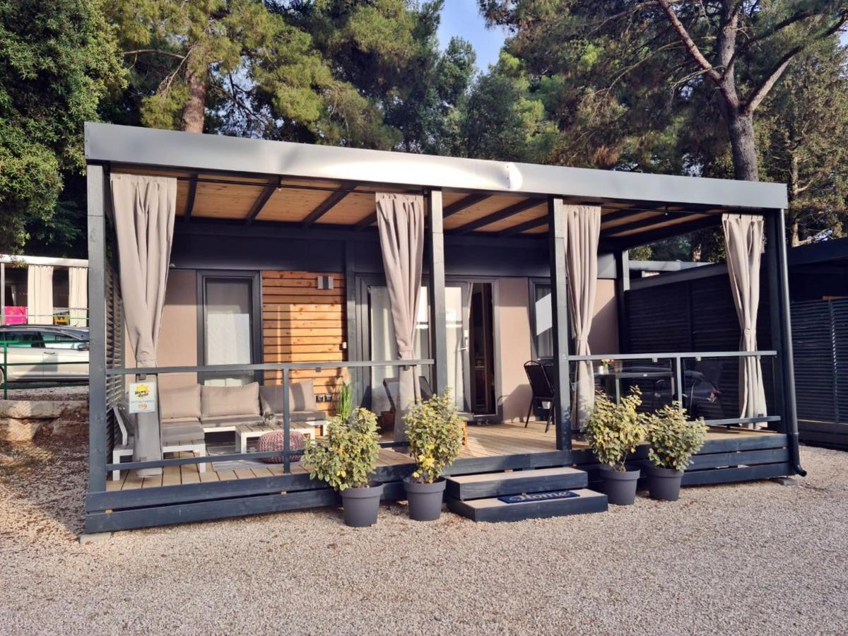Hemy Casa - Lux Mobile Homes 罗维尼 外观 照片