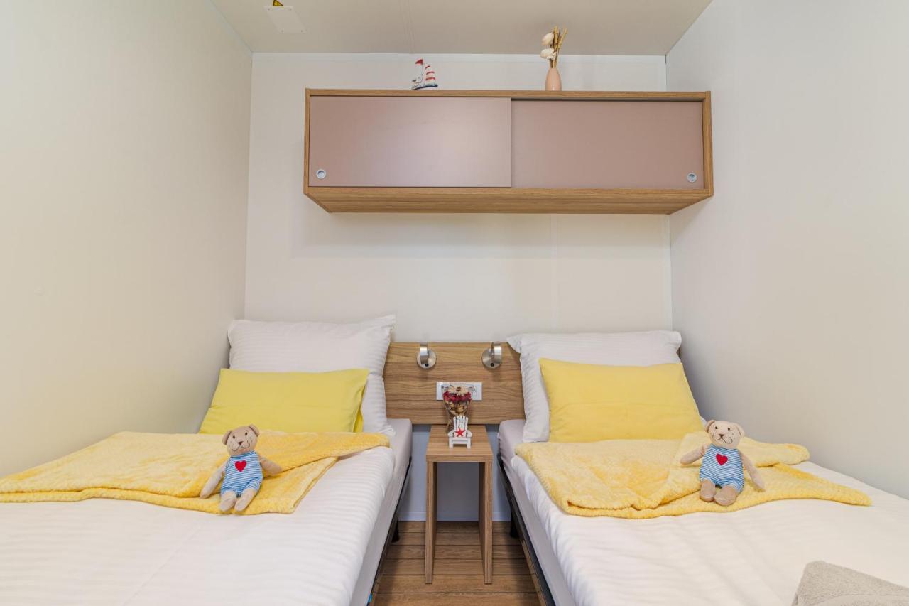 Hemy Casa - Lux Mobile Homes 罗维尼 外观 照片