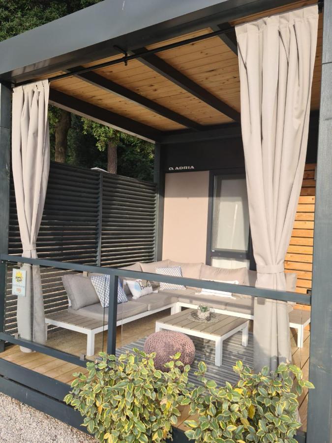 Hemy Casa - Lux Mobile Homes 罗维尼 外观 照片